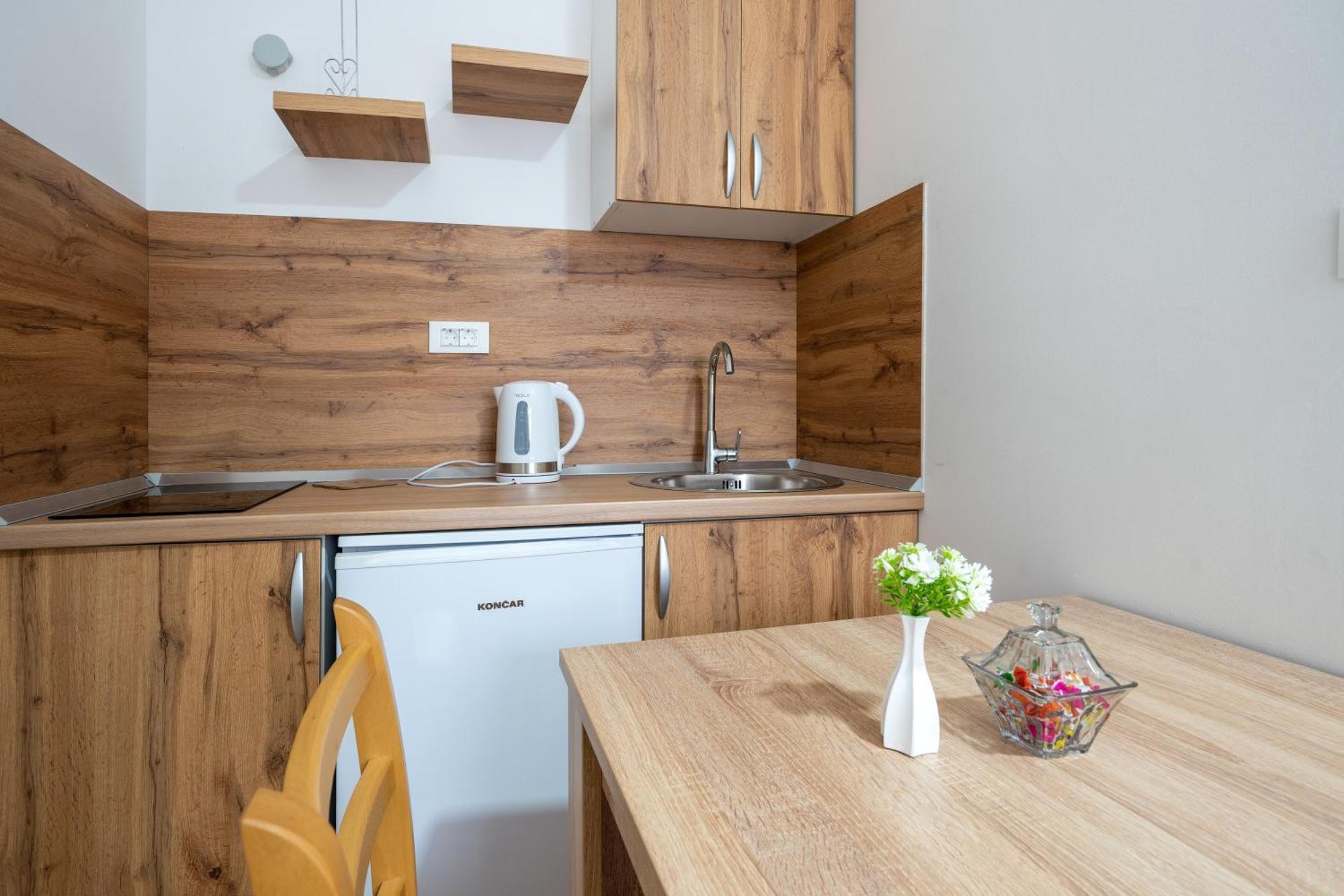 Apartments Budes Neum Rom bilde